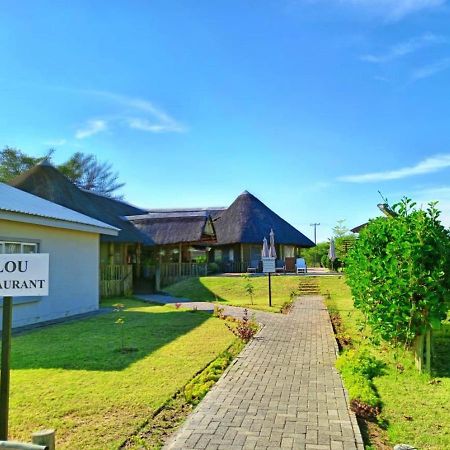 Tlou Safari Lodge Kasane Eksteriør bilde